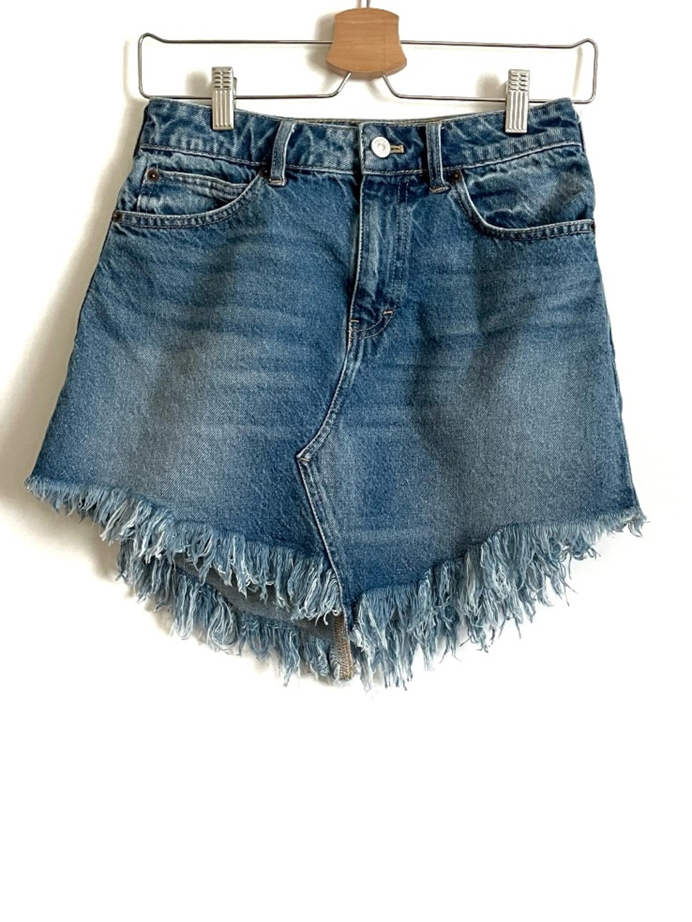 We The Free Blue Denim Frayed Hem Distressed 100% Cotton Mini Skirt Size XS